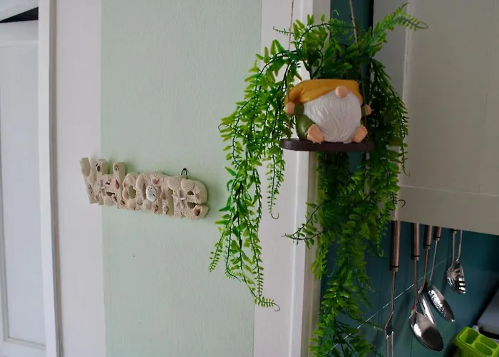 La Marina アパート *